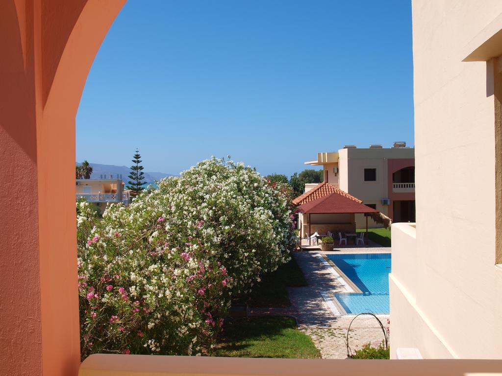 Villa Rita Apartments A Tavronitis  Exterior photo