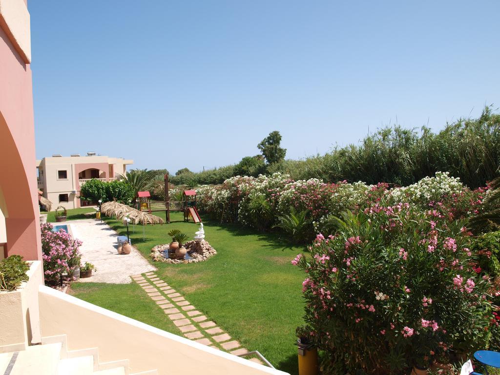 Villa Rita Apartments A Tavronitis  Exterior photo